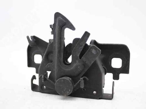 Used Hood lock RENAULT CLIO IV (BH_) 1.5 dCi 75 (75 hp) 19242978