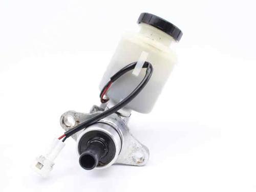 Brake master cylinder SUZUKI BALENO Hatchback (EG) 1.3 i 16V (SY413) | BP19224648M77 