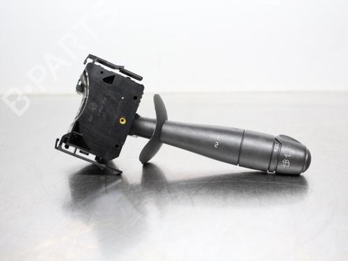 Used Steering column stalk RENAULT LAGUNA II Grandtour (KG0/1_) 1.6 16V (KG0A, KG0L) (107 hp) 19183564