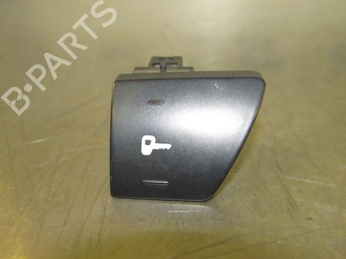 Used Switch PEUGEOT 307 Break (3E) 1.6 16V (109 hp) 19184600