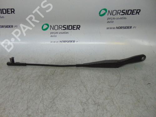 Used Front windshield wiper arm OPEL ASTRA H (A04) 1.4 (L48) (90 hp) 19187813