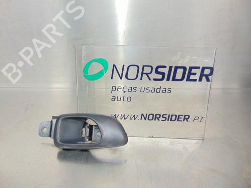 Used Front right interior door handle HYUNDAI PONY (X-2) 1.3 (67 hp) 19192451