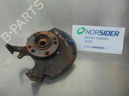 Used Left front steering knuckle VW POLO III CLASSIC (6V2) [1995-2009]  19196082