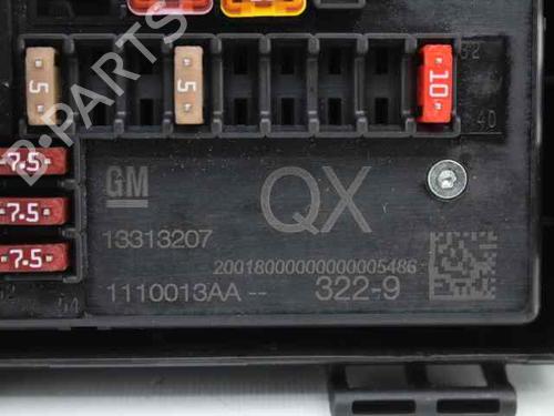 Skrzynka bezpieczników OPEL ASTRA J (P10) 1.7 CDTI (68) | BP30631097E1 