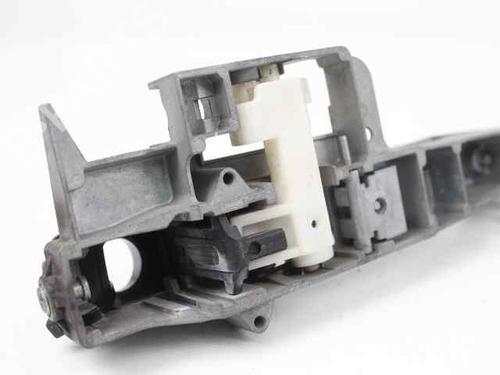 Front left exterior door handle PEUGEOT 407 SW (6E_, 6D_) 2.0 HDi 135 | BP19216468C128 