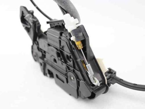 Front left lock SKODA OCTAVIA III Combi (5E5, 5E6) 1.6 TDI | BP25828263C98 