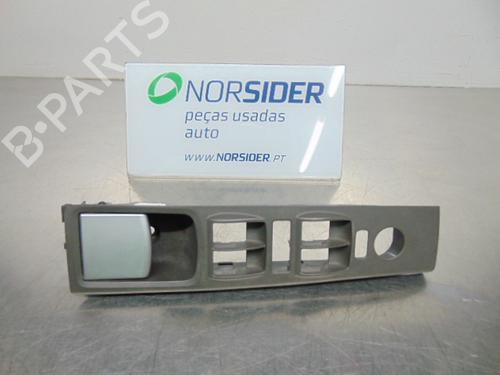 Used Front left interior door handle FIAT IDEA (350_) [2003-2025]  19197018