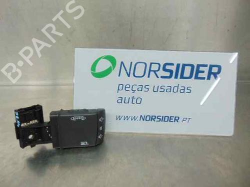 Used Switch RENAULT MEGANE II Estate (KM0/1_) 1.5 dCi (KM02, KM13) (101 hp) 19196716