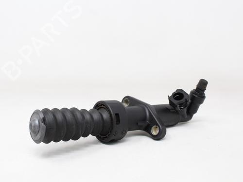 Used Clutch slave cylinder PEUGEOT 407 SW (6E_, 6D_) 1.6 HDi 110 (109 hp) 19203069