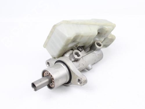 Used Brake master cylinder FORD FOCUS II (DA_, HCP, DP) [2004-2013]  19215925