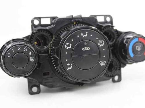 Used Climate control FORD FIESTA VI (CB1, CCN) 1.4 TDCi (70 hp) 19216613