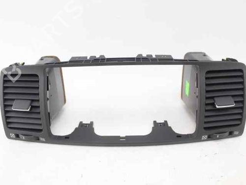 Used Air vent Air vent TOYOTA COROLLA Saloon (_E12_) 1.4 D-4D (NDE120_, NDE120R) (90 hp) 35889360 35889360