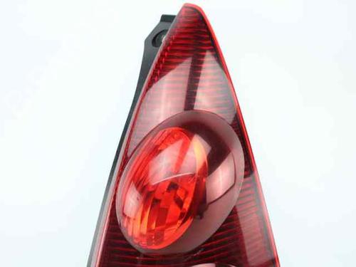 Right taillight PEUGEOT 107 (PM_, PN_) 1.0 | BP19241870C35 