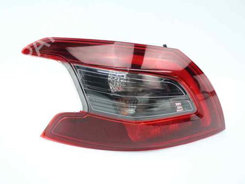 Used Left taillight PEUGEOT 308 II (LB_, LP_, LW_, LH_, L3_) 1.6 HDi 100 (99 hp) 19246547