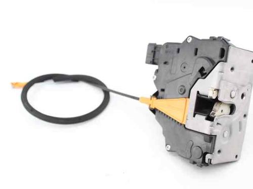 Used Front right lock OPEL CORSA E (X15) [2014-2025]  26450310