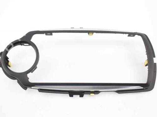 Console central TOYOTA YARIS (_P13_) 1.5 Hybrid (NHP130_, NHP130) (101 hp) 19226610