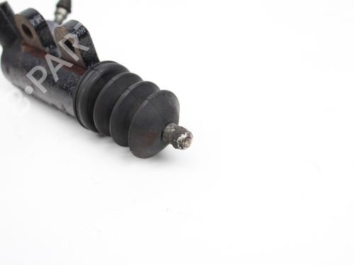 Clutch slave cylinder TOYOTA COROLLA Liftback (_E11_) 1.4 (EE111_, EE111R) | BP19211955M113 