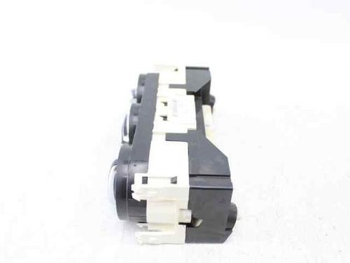 Climate control AUDI A1 (8X1, 8XK) 1.6 TDI | BP37651247I5 - Image 3