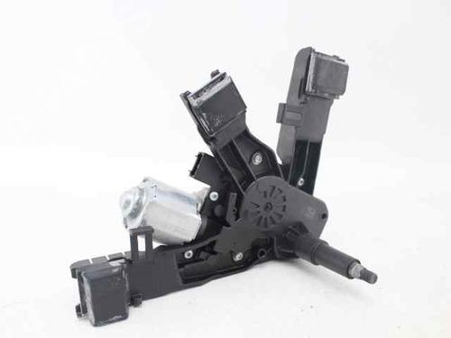 rear-wiper-motor-citroen-c4-spacetourer-3d_-2018-33894383 main image