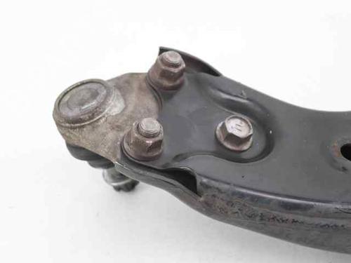 Left front suspension arm TOYOTA AURIS (_E18_) 1.8 Hybrid (ZWE186_, ZWE186R) | BP19225713M12 