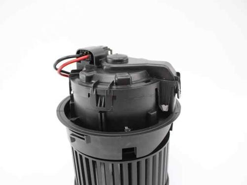 Heater blower motor PEUGEOT 208 I (CA_, CC_) 1.2 VTI 82 | BP19246687M62 