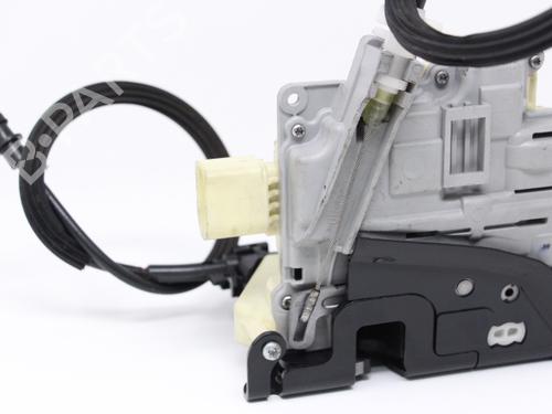 Front right lock VW PASSAT B6 (3C2) 2.0 TDI | BP21198104C97 