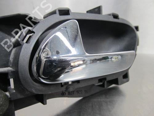 Front left interior door handle PEUGEOT 407 SW (6E_, 6D_) 1.6 HDi 110 | BP19194401I13 