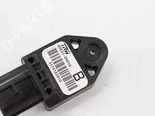 Module électronique TOYOTA AVENSIS Estate (_T25_) 2.0 D-4D (CDT250_, CDT250R) | BP19202700M83