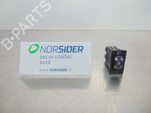 Used Switch TOYOTA COROLLA Estate (_E12_) 1.4 D4-D (NDE120_, NDE120R) (90 hp) 19198432
