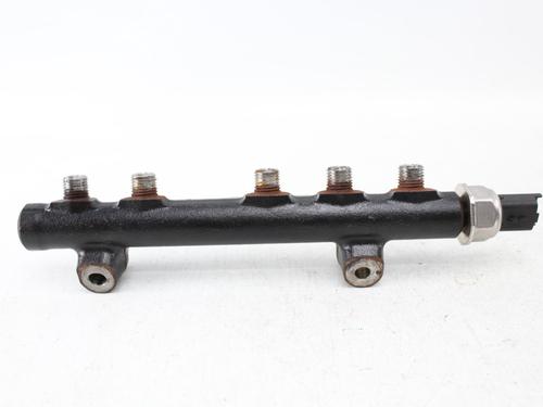 Injection rail FORD FOCUS III 1.6 TDCi | BP40111816M98 - Image 4
