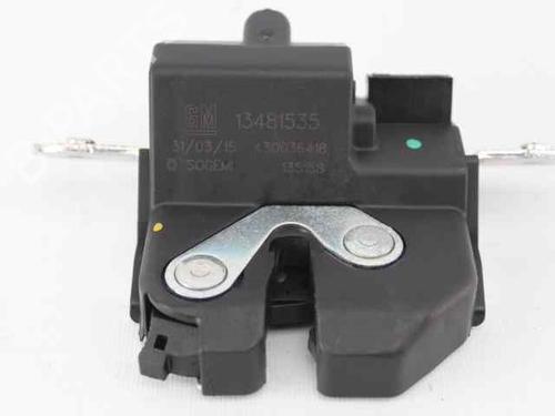Bakluke lås OPEL CORSA E (X15) 1.2 (08, 68) (69 hp) 32769192