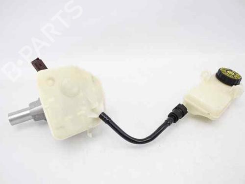 Used Brake master cylinder CITROËN C4 II (NC_) 1.6 HDi 110 (112 hp) 19243645