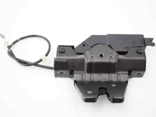 Used Tailgate lock BMW 3 (E90) 318 i (129 hp) 19338307