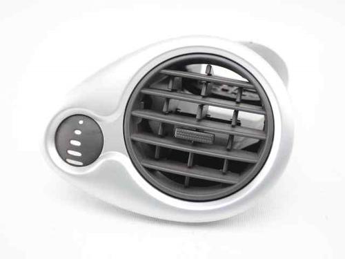 Air vent RENAULT CLIO III (BR0/1, CR0/1) 1.5 dCi (BR17, CR17) | BP19225807I21 