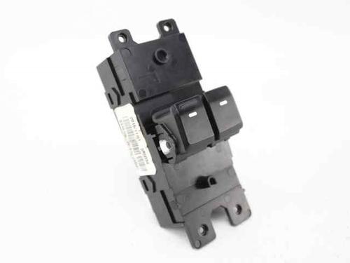 Used Left front window switch HYUNDAI i20 II (GB, IB) [2014-2021]  27710202