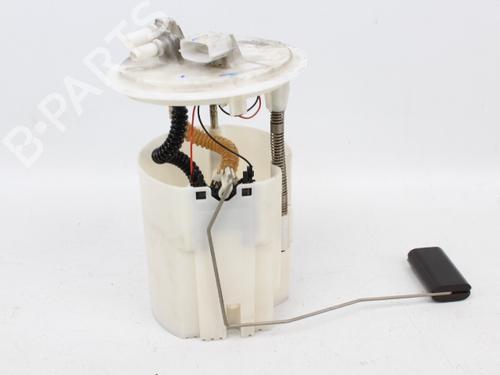 Used Fuel pump RENAULT MEGANE III Grandtour (KZ0/1) 1.5 dCi (KZ09, KZ0D, KZ1G, KZ29, KZ14, KZ1W, KZ10, KZ1F,... (110 hp) 19206655