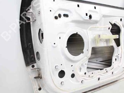 Right front door CITROËN C4 CACTUS 1.2 VTi 82 | BP32224261C3