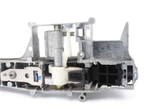 Front right exterior door handle PEUGEOT 208 I (CA_, CC_) 1.4 HDi | BP19223098C129 