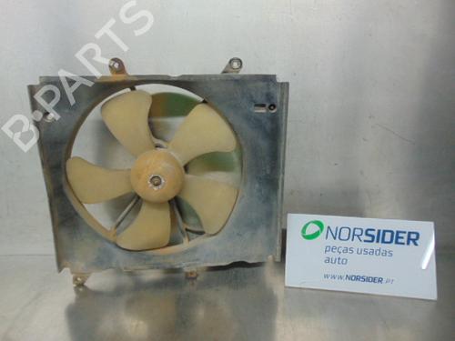 Used Radiator fan TOYOTA STARLET (_P8_) 1.0 (EP80_, EP80R) (54 hp) 19195421