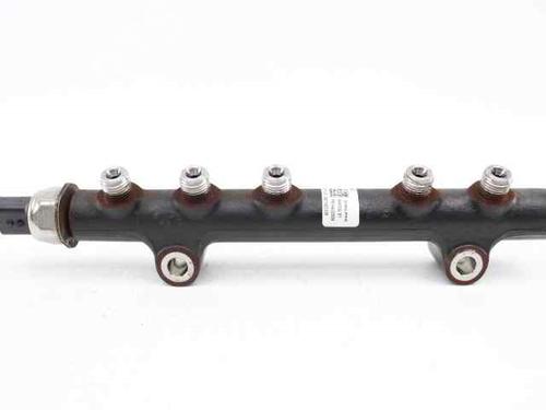 Used Injection rail PEUGEOT 3008 I MPV (0U_) 1.6 HDi (114 hp) 30606749