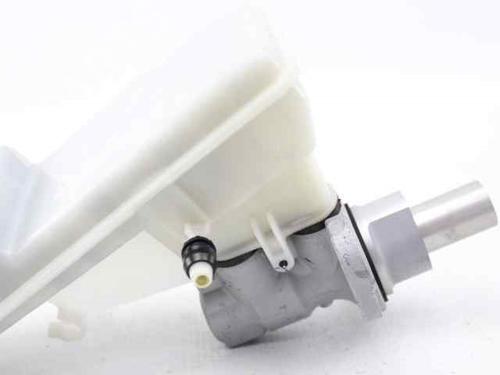 Brake master cylinder OPEL ASTRA K Sports Tourer (B16) 1.6 CDTi (35) | BP27645461M77 
