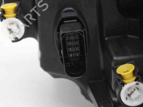 Right headlight SKODA KAMIQ (NW4) 1.5 TSI | BP32433134C29 