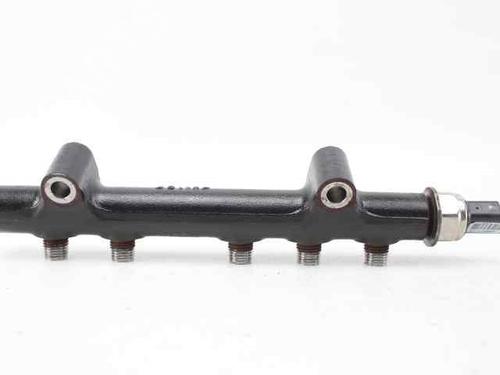 Used Injection rail Injection rail CITROËN C4 II (NC_) 1.6 HDi 110 (112 hp) 33331299 33331299