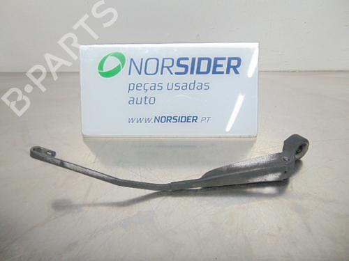 Used Rear windshield wiper arm NISSAN ALMERA I Hatchback (N15) [1995-2001]  19197886