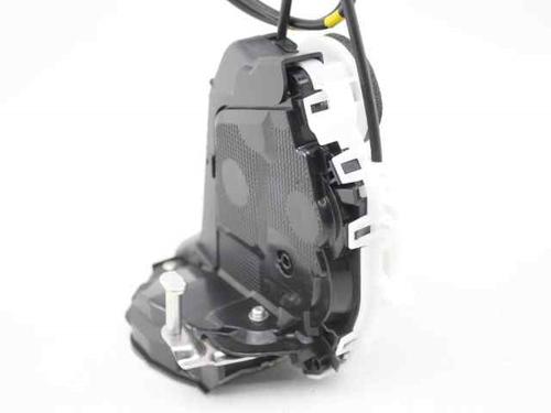 Rear right lock TOYOTA YARIS (_P13_) 1.5 (NSP131_) | BP19228861C99 