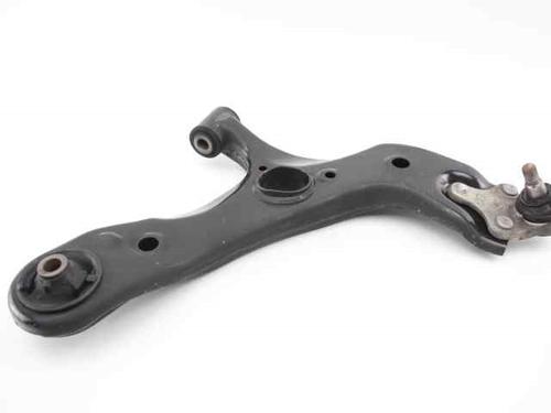 Used Right front suspension arm TOYOTA VERSO (_R2_) 1.6 (ZGR20_, ZGR20R) (132 hp) 19238091