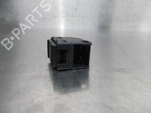 Right front window switch VW GOLF IV (1J1)  | BP19197658I26 