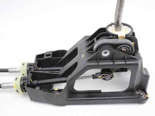 Gear lever PEUGEOT 108 1.0 VTi 72 | BP19242136M90 