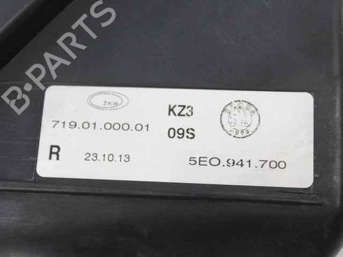 Right front fog light SKODA OCTAVIA III Combi (5E5, 5E6) 1.6 TDI | BP29761033C31 