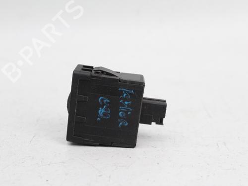 Switch PEUGEOT 407 (6D_) 1.6 HDi 110 (6D9HZC, 6D9HYC) | BP19207744I30 